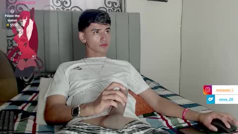 nova__19 online show from 10/22/25, 03:34