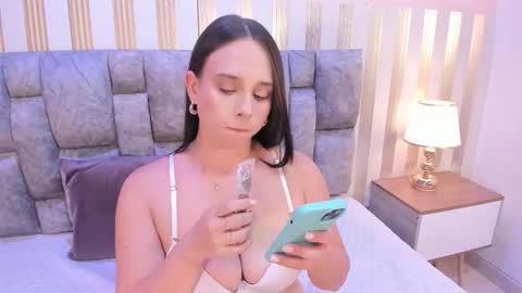 Snapshot of nova_lane chatting on 01/13/26, 08:03 NOVA online show from 01/13/26, 08:03