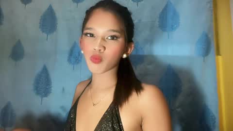 Snapshot of nova_licious chatting on 06/06/26, 04:17 nova_licious online show from 06/06/26, 04:17