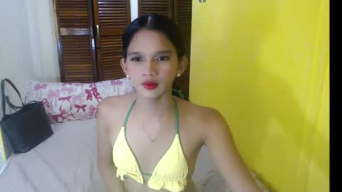 Snapshot of nova_licious chatting on 06/22/26, 10:56 nova_licious online show from 06/22/26, 10:56