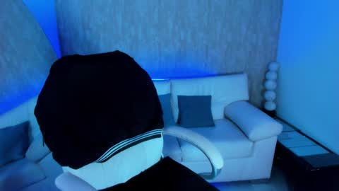 nova online show from 09/17/25, 03:30