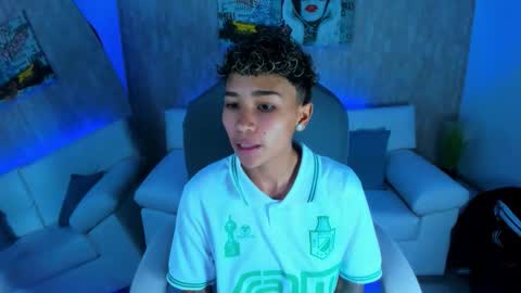 nova online show from 10/21/25, 04:46