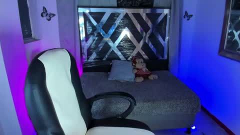 nova online show from 04/23/26, 08:55