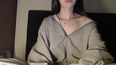 Snapshot of novafrey chatting on 12/17/24, 11:05 Olivia online show from 12/17/24, 11:05
