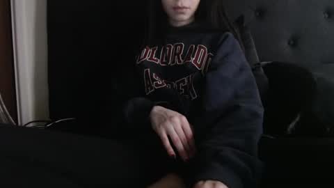 Snapshot of novafrey chatting on 09/21/25, 01:46 Olivia online show from 09/21/25, 01:46