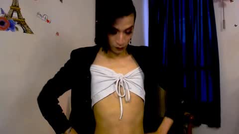 Snapshot of novanyx11 chatting on 03/01/25, 10:21 Nova... online show from 03/01/25, 10:21