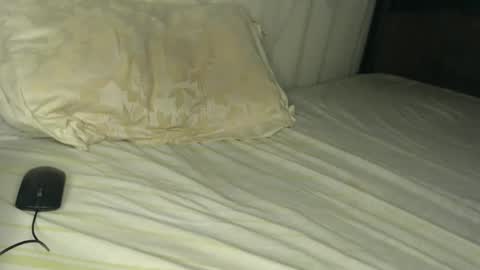 novaqueenie online show from 03/06/26, 02:13