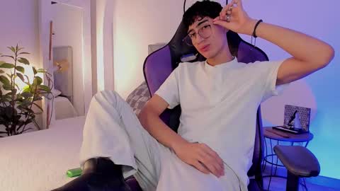 Nova online show from 02/07/25, 04:37