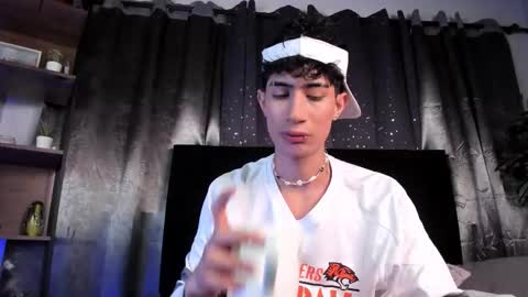 Nova online show from 11/12/25, 09:03