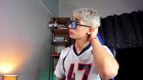 Snapshot of novawheeler chatting on 12/20/25, 06:48 Nova online show from 12/20/25, 06:48