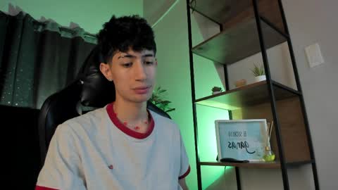 Nova online show from 04/01/26, 12:28