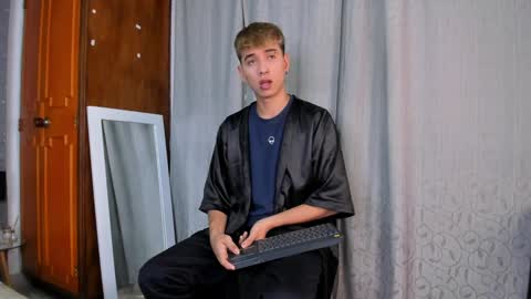 NovayBrian online show from 01/30/25, 04:37