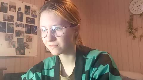 Sari  It is my first day  online show from 02/10/26, 02:10