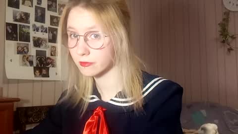 Sari  It is my first day  online show from 02/12/26, 02:12