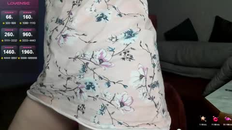 Snapshot of now_elly chatting on 11/01/25, 06:21 Nowelly online show from 11/01/25, 06:21