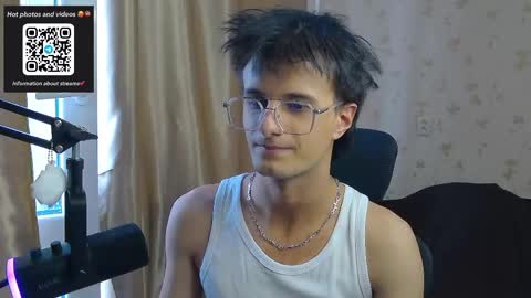 Nuar X online show from 04/19/26, 01:43