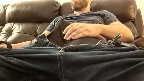 Snapshot of nudestud887 chatting on 08/01/26, 08:35 nudestud887 online show from 08/01/26, 08:35