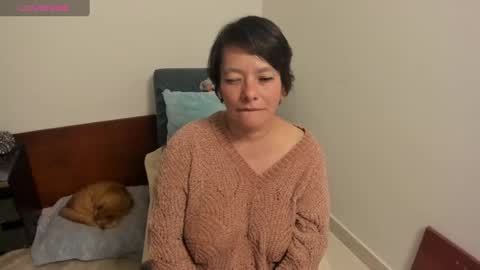 nuit_rose online show from 01/12/25, 05:13