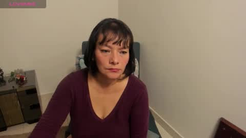 nuit_rose online show from 01/19/26, 02:37