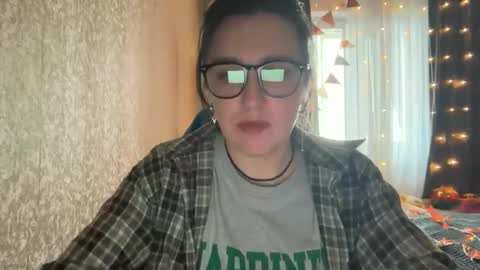 Snapshot of nuitblanche_vibes chatting on 11/07/25, 06:57 nuitblanche_vibes online show from 11/07/25, 06:57