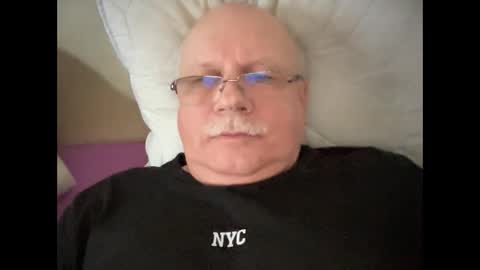 nukiss online show from 01/15/25, 10:38