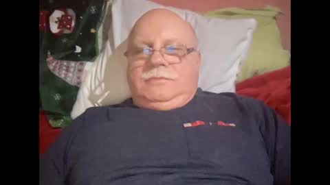 nukiss online show from 10/31/25, 07:26