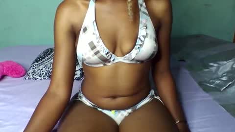 nukshypipi online show from 04/25/26, 09:01
