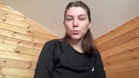 Ema online show from 09/19/25, 04:58