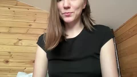 Ema online show from 11/05/25, 06:13