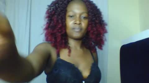 Snapshot of nutgal_ chatting on 11/15/25, 10:34 nutgal online show from 11/15/25, 10:34