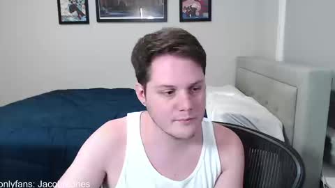 Snapshot of nuttybuddy93 chatting on 09/24/25, 12:47 NuttyBuddy online show from 09/24/25, 12:47