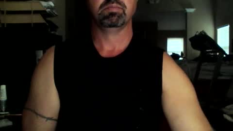 nvrenuff1979 online show from 09/15/25, 11:32