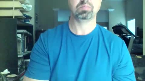 nvrenuff1979 online show from 02/24/26, 12:47