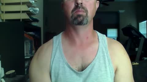 nvrenuff1979 online show from 04/19/26, 12:37