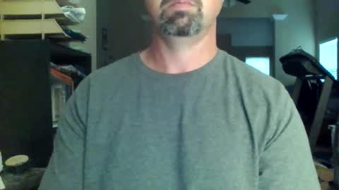 nvrenuff1979 online show from 04/24/26, 11:34