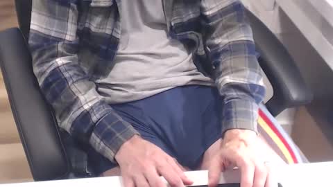 nwih2018 online show from 09/19/25, 03:02