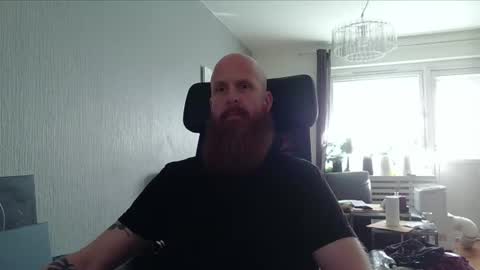 Snapshot of nxrthman chatting on 06/26/26, 04:00 nxrthman online show from 06/26/26, 04:00