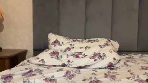 Snapshot of nxtryn chatting on 10/09/25, 07:56 Nxtryn online show from 10/09/25, 07:56