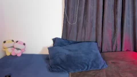 Snapshot of nya_brown chatting on 06/25/26, 03:06 Nya online show from 06/25/26, 03:06