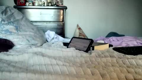 Snapshot of nyakuti chatting on 09/22/25, 07:49 KN online show from 09/22/25, 07:49