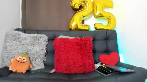 Nia online show from 01/11/25, 07:06