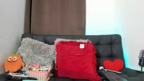 Nia online show from 01/19/25, 05:05