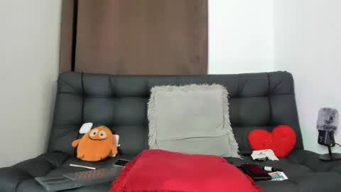 Nia online show from 02/02/25, 07:20