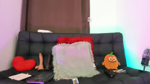 Nia online show from 02/22/25, 04:51