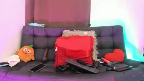 Nia online show from 03/12/25, 06:18