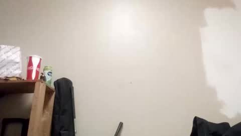 Snapshot of nyanez322 chatting on 01/02/25, 02:33 nyanez322 online show from 01/02/25, 02:33