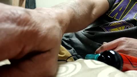 Snapshot of nyanez322 chatting on 01/03/25, 02:40 nyanez322 online show from 01/03/25, 02:40