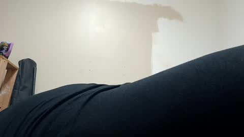 Snapshot of nyanez322 chatting on 01/05/25, 01:15 nyanez322 online show from 01/05/25, 01:15