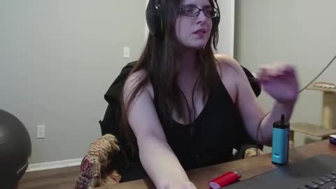 Nyctophilic online show from 10/27/25, 03:43