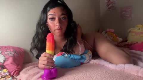 Snapshot of nylasinns chatting on 05/15/26, 02:18 nylasinns online show from 05/15/26, 02:18